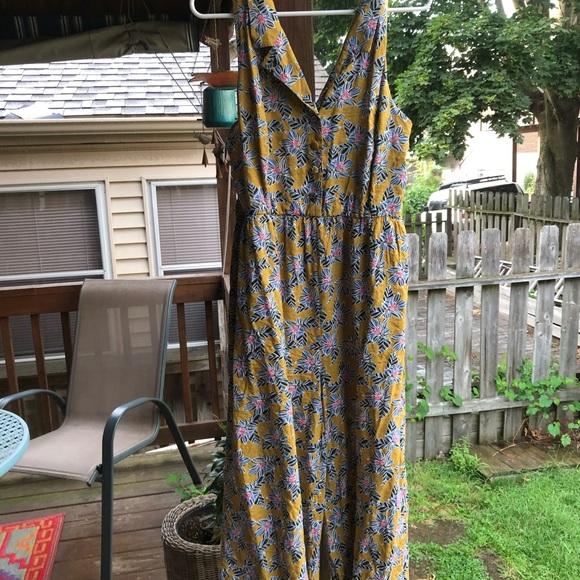 ModCloth XL halter jumpsuit EUC - Picture 3 of 6